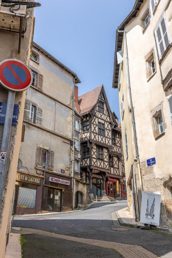 Le Double Pirou # 2 Appartements # Halte Auvergne Thiers Exterior foto