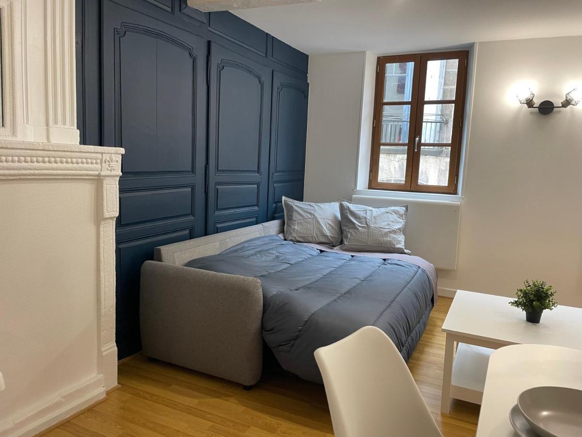 Le Double Pirou # 2 Appartements # Halte Auvergne Thiers Exterior foto